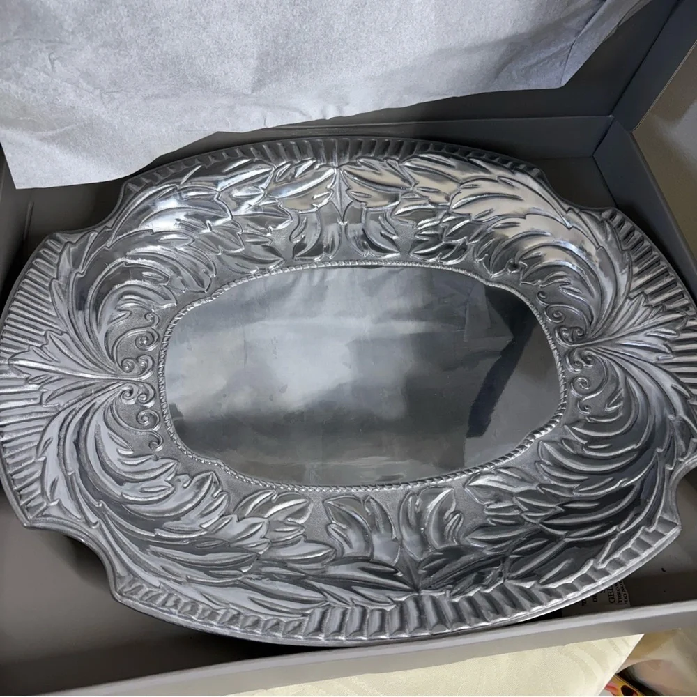 Wilton Armetale Silver-Tone Ornate Platter
